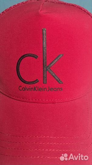 Бейсболка новая