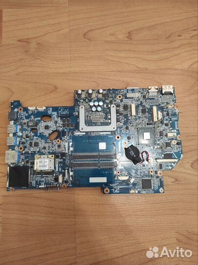 Материнская плата (6-71-P15E0-D06 )