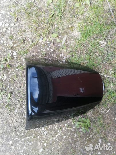 Заглушка сидения пассажира honda vfr 800 5 gen