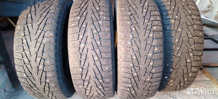 Nokian Tyres Hakkapeliitta 7 SUV 265/65 R17