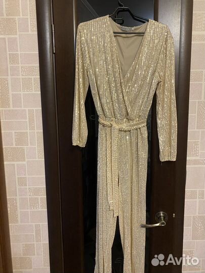 Комбинезон нарядный