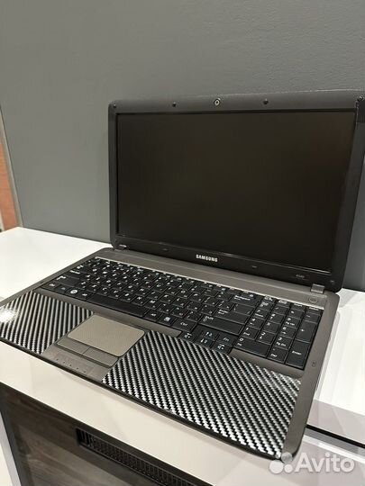 Шустрый Samsung i3