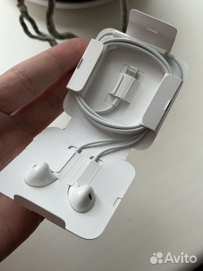 Наушники Earpods Lightning новые
