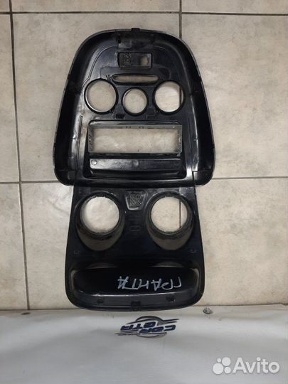 Рамка магнитолы Лада Гранта универсал 11186 2020