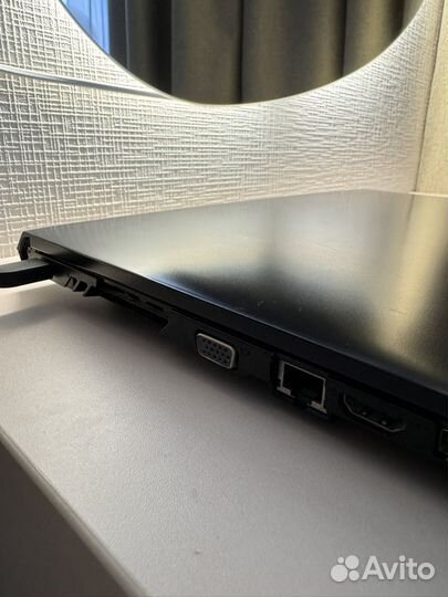 Ноутбук Lenovo b50-70