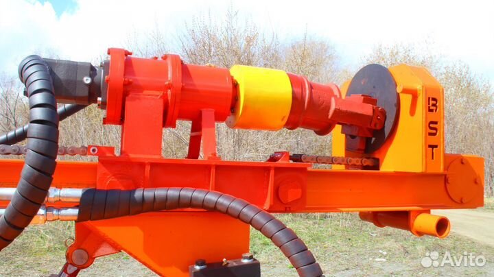 Самоходная буровая установка сбу урб мини