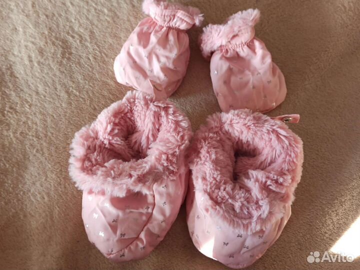 Зимний комбинезон для девочки