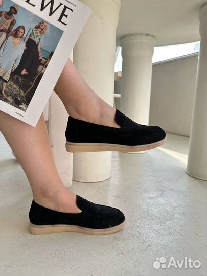 Лоферы женские коричневые подошва