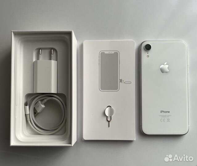 Телефон iPhone XR 64 gb