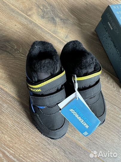 Новые Ботинки geox 25,26,27