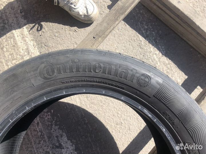 Continental ContiPremiumContact 5 215/55 R17