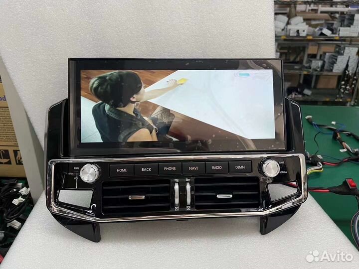 Штатная магнитола Mitsubishi Pajero 4