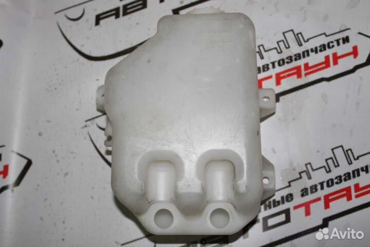 Бачок омывателя honda stepwgn RF3 RF4 RF5 RF6 RF7