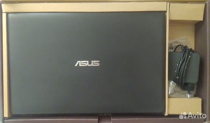 Ноутбук Asus X552E