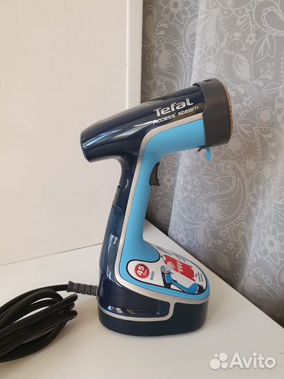Отпариватель для одежды tefal