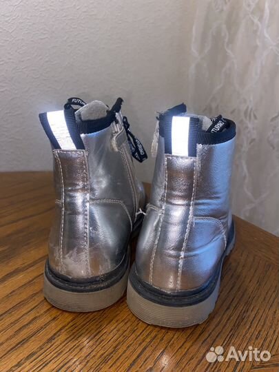 Ботинки на девочку