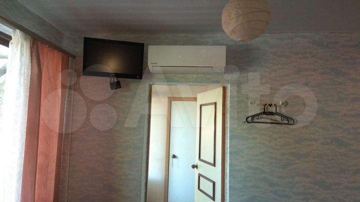 Комната 17 м² в 4-к., 2/2 эт.