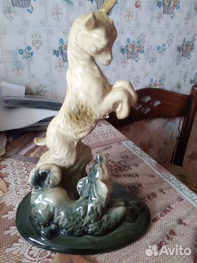 Фарфоровые статуэтки
