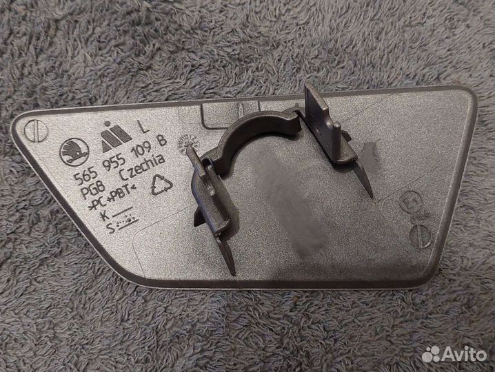 Крышка форсунки омывателя фар Skoda Kodiaq рест