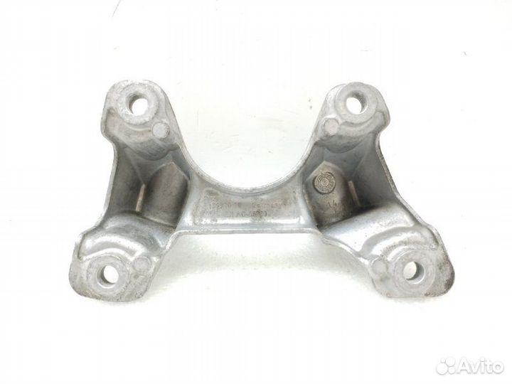 Кронштейн кпп Bmw 3-Series E90 2.5