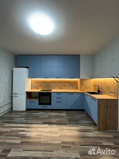 Кухонный гарнитур в потолок