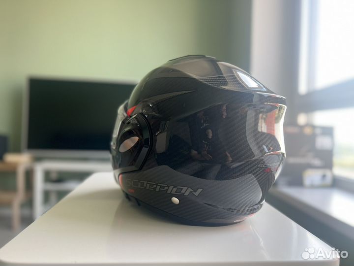 Scorpion Exo Tech Evo Carbon, мотошлем flipback