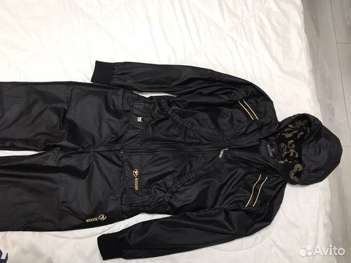 Спортивный костюм женский