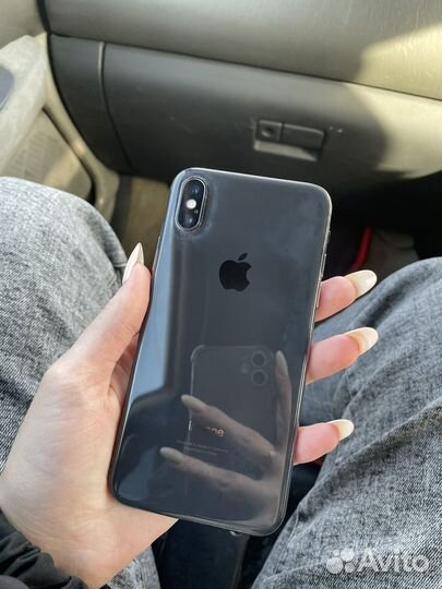 iPhone X, 64 ГБ