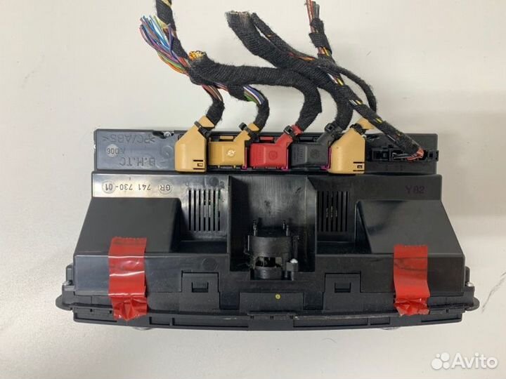 Блок управления климат-контролем Audi A8 D3