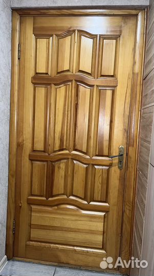 Дверь входная железная и деревянная