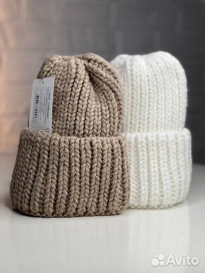 Женская шапка