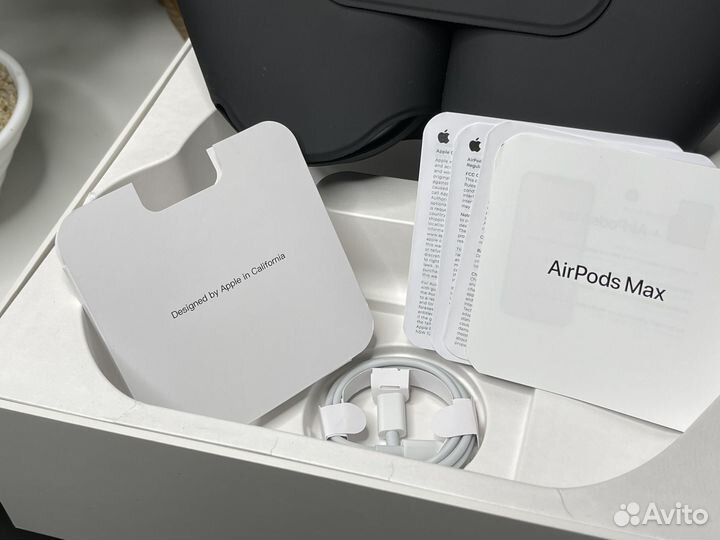 AirPods Max Space Gray на гарантии