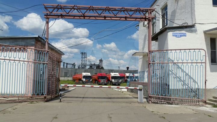Склад, 1350 м²