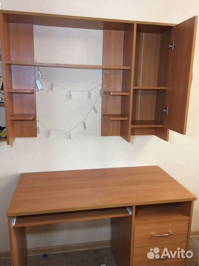 Компьютерный стол