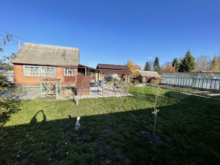 Дача 32,4 м² на участке 9,2 сот.