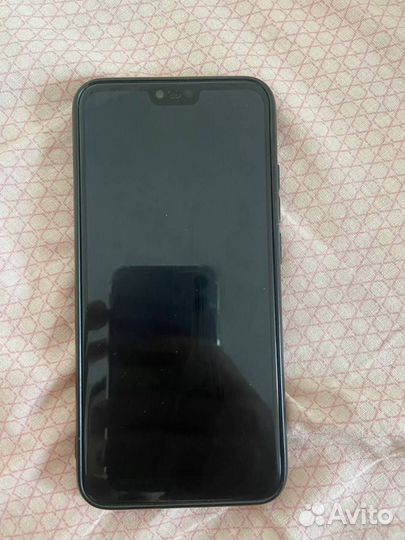 HONOR 10, 4/64 ГБ
