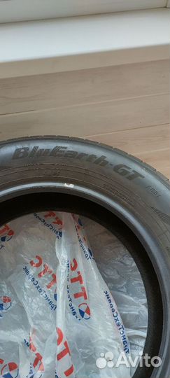 Yokohama BluEarth-GT AE-51 215/65 R17 99V