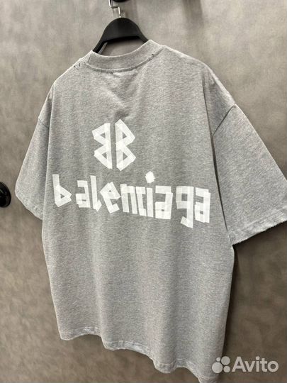 Футболка Balenciaga