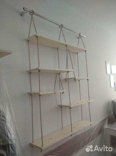 Полочка настенная