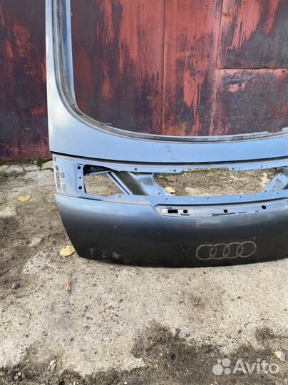 Audi TT 8J крышка багажника