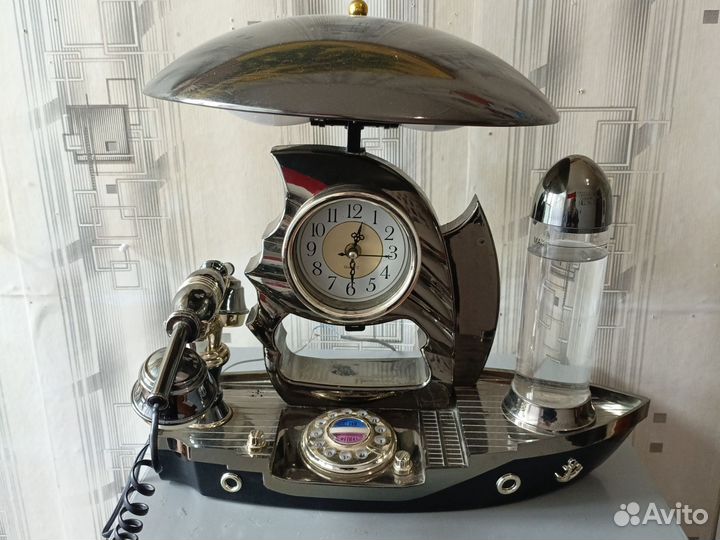 Телефон настольный