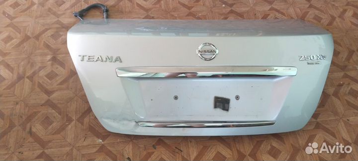 Крышка богажника Nissan Teana J32 2008г