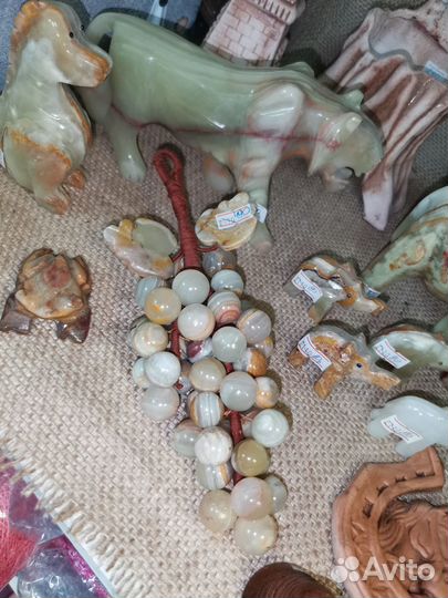 Сувениры из оникса