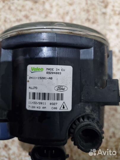 Противотуманная фара Ford focus 3