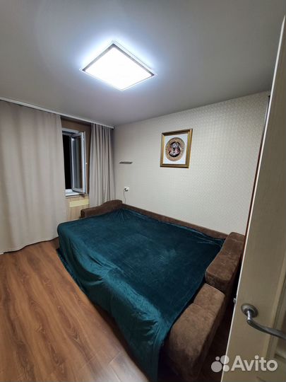 Тёмно-зелёное покрывало 240 на 220