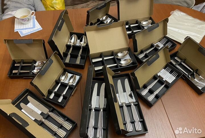 На брони Столовые приборы Валентин Юдашкин новые