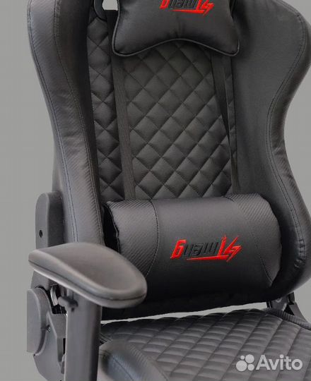 Игровое кресло черное