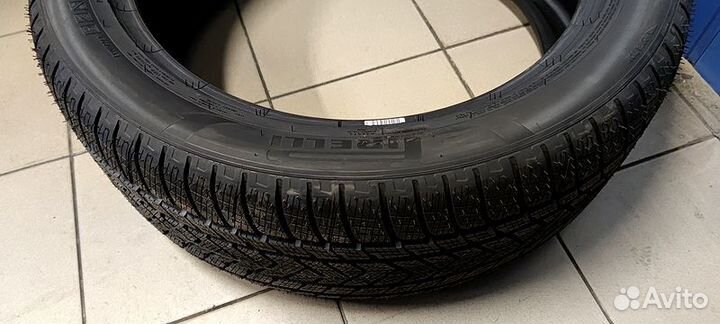 Pirelli Scorpion Winter 215/70 R16 104H