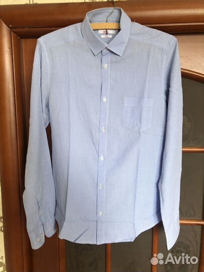 Рубашки мужские s