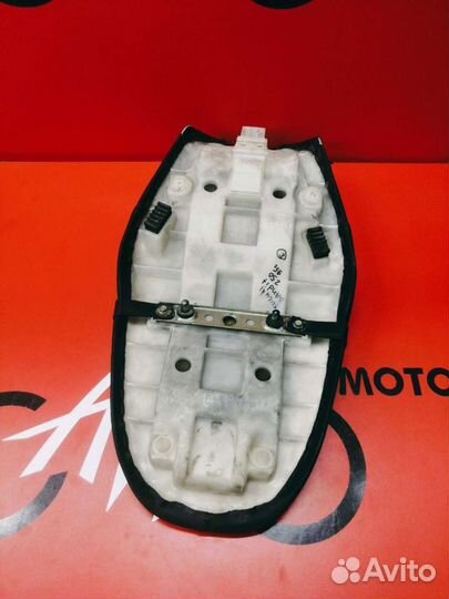 Сиденье Suzuki GSF250 Bandit 95-00